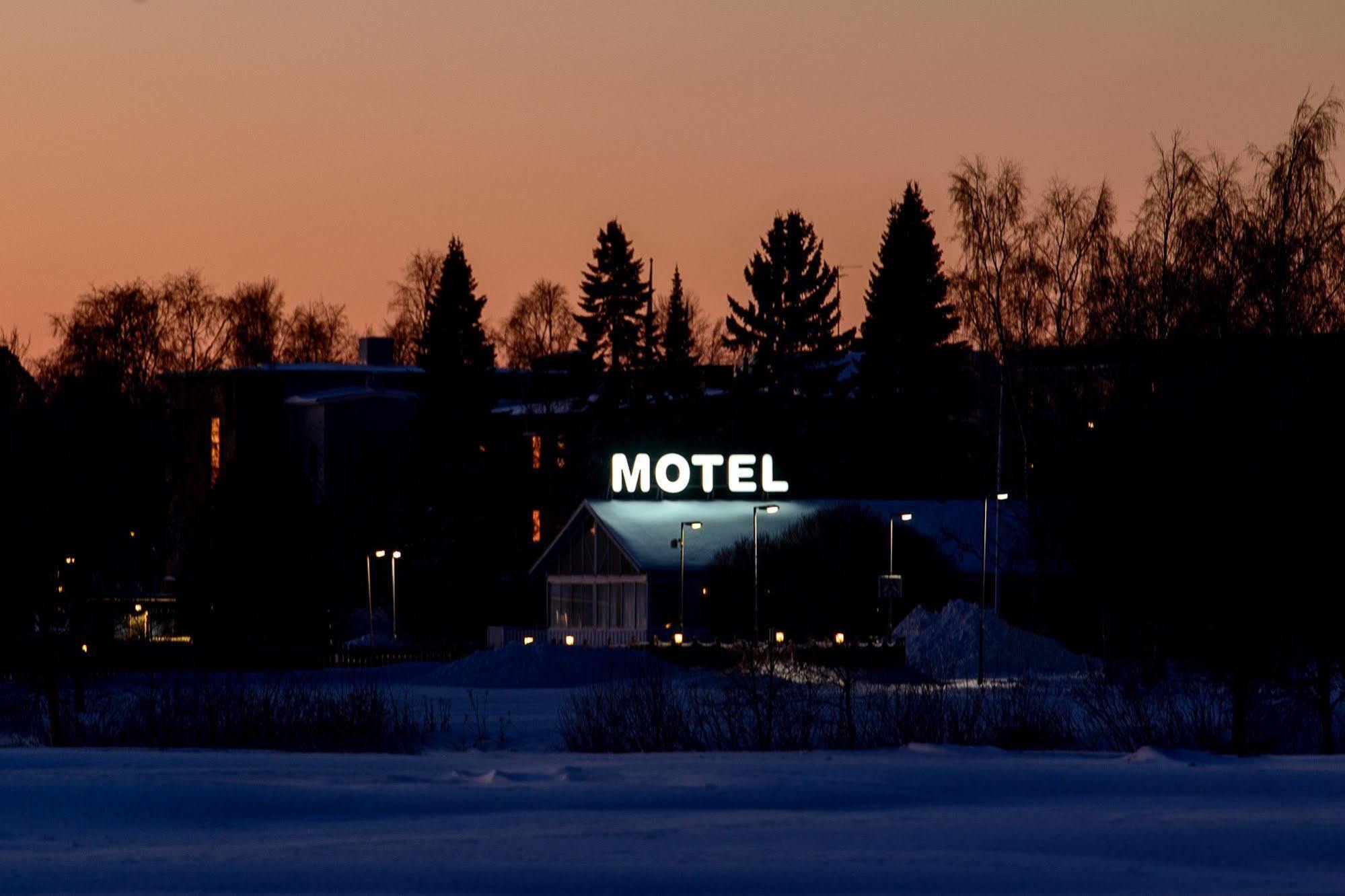 River Motel - Selfservice Check In - Book A Room, Make Payment, Get Pincode To The Room Haparanda Kültér fotó